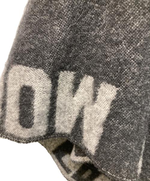 MONCLER（モンクレール）MONCLER (モンクレール) MANTELLA ロゴケープ ブラック サイズ:Freeの古着・服飾アイテム