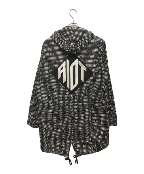 SUPREME（シュプリーム）Supreme (シュプリーム) Riot Fishtail Parka ブラック サイズ:Ｍの古着・服飾アイテム