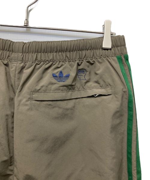 adidas（アディダス）adidas (アディダス) BRAIN DEAD (ブレインデッド) TRACK PANT オリーブ サイズ:XLの古着・服飾アイテム