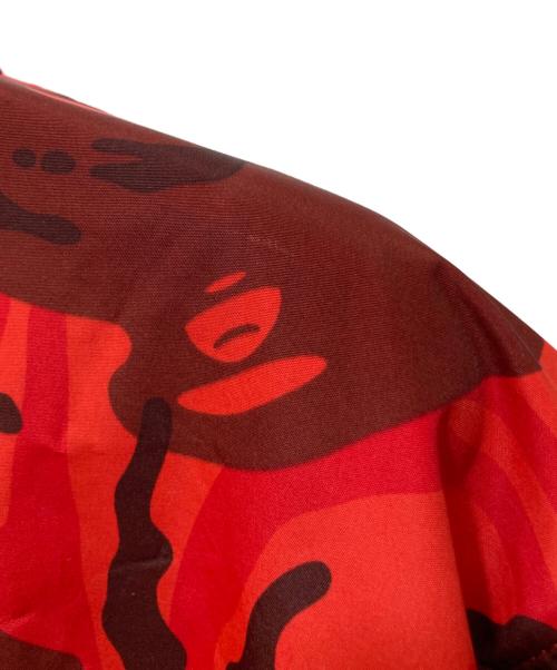 A BATHING APE（ア ベイシング エイプ）A BATHING APE (ア ベイシング エイプ) カモフラマウンテンパーカー レッド サイズ:XLの古着・服飾アイテム