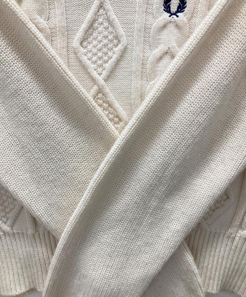 FRED PERRY（フレッドペリー）FRED PERRY (フレッドペリー) ショートチルデンニット アイボリー サイズ:UK10の古着・服飾アイテム