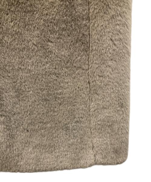 HERNO（ヘルノ）HERNO (ヘルノ) フェイクミンクファーコート グレー サイズ:36の古着・服飾アイテム