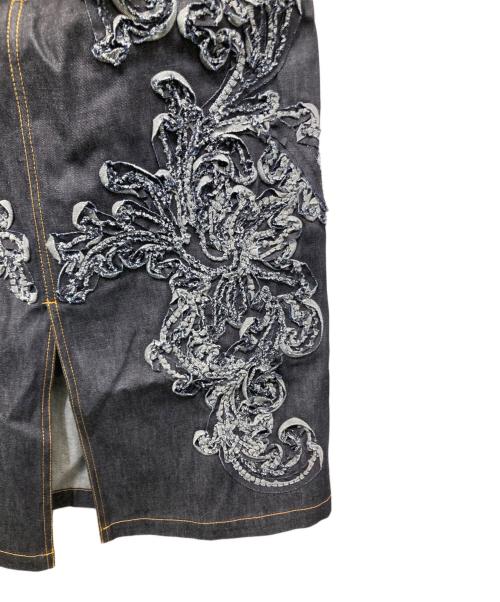 TAAKK（ターク）TAAKK (ターク) 刺繍デニムスカート インディゴ サイズ:1 未使用品の古着・服飾アイテム