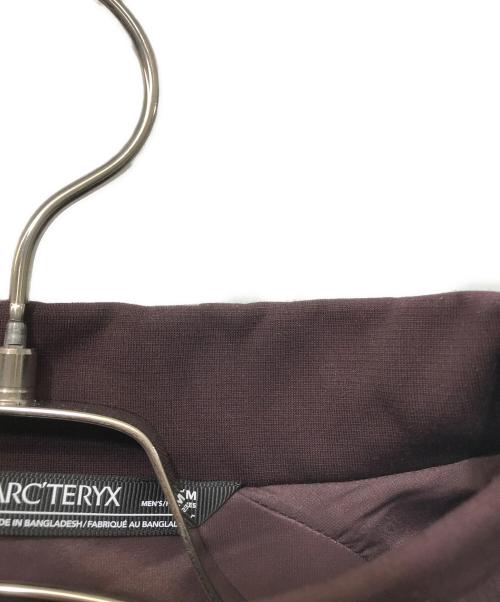 ARC'TERYX（アークテリクス）ARC'TERYX (アークテリクス) ATOM LT SHORT JACKET ボルドー サイズ:Mの古着・服飾アイテム