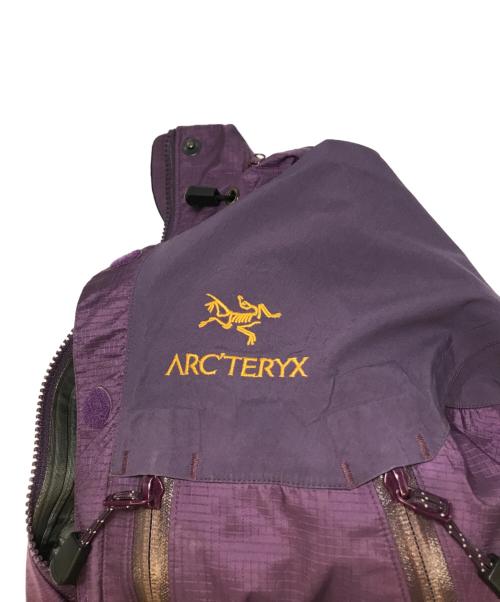 ARC'TERYX（アークテリクス）ARC'TERYX (アークテリクス) THETA LT JACKET BEETSKIN サイズ:Ⅿの古着・服飾アイテム