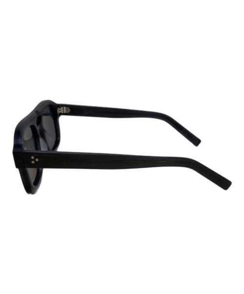 akila（アキラ）AKILA (アキラ) DILLINGER Rawサングラス ブラックの古着・服飾アイテム