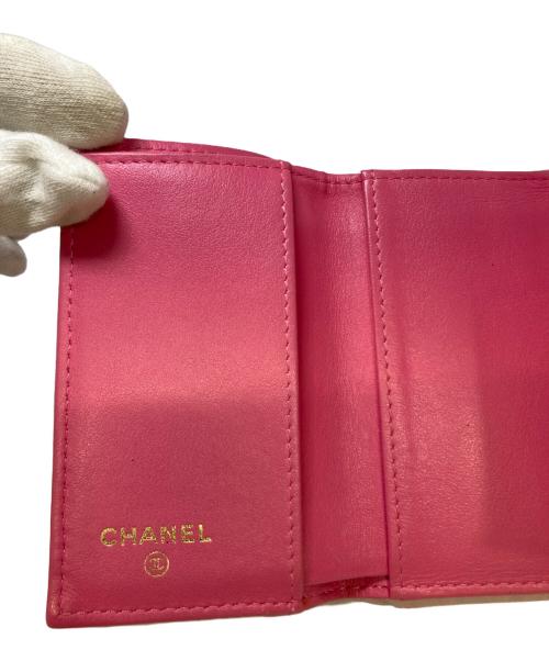 CHANEL（シャネル）CHANEL (シャネル) キャビアスキン マトラッセ クラシックスモールフラップウォレット ピンクの古着・服飾アイテム