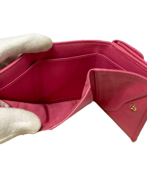 CHANEL（シャネル）CHANEL (シャネル) キャビアスキン マトラッセ クラシックスモールフラップウォレット ピンクの古着・服飾アイテム