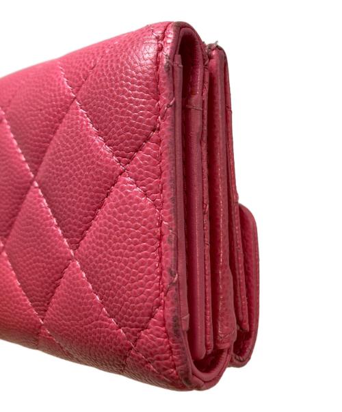 CHANEL（シャネル）CHANEL (シャネル) キャビアスキン マトラッセ クラシックスモールフラップウォレット ピンクの古着・服飾アイテム