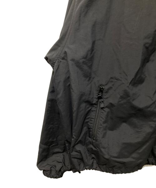 UMBRO（アンブロ）UMBRO (アンブロ) BASICKS (ベイシックス) NYLON TRACK JACKET ブラック サイズ:Mの古着・服飾アイテム