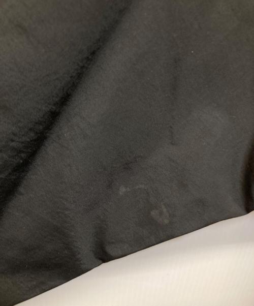 UMBRO（アンブロ）UMBRO (アンブロ) BASICKS (ベイシックス) NYLON TRACK JACKET ブラック サイズ:Mの古着・服飾アイテム