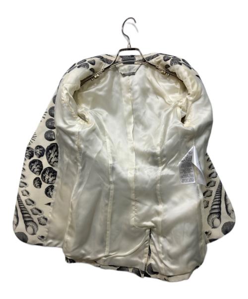 ALEXANDER McQUEEN（アレキサンダーマックイーン）ALEXANDER McQUEEN (アレキサンダーマックイーン) 総柄テーラードジャケット ホワイト サイズ:Sの古着・服飾アイテム