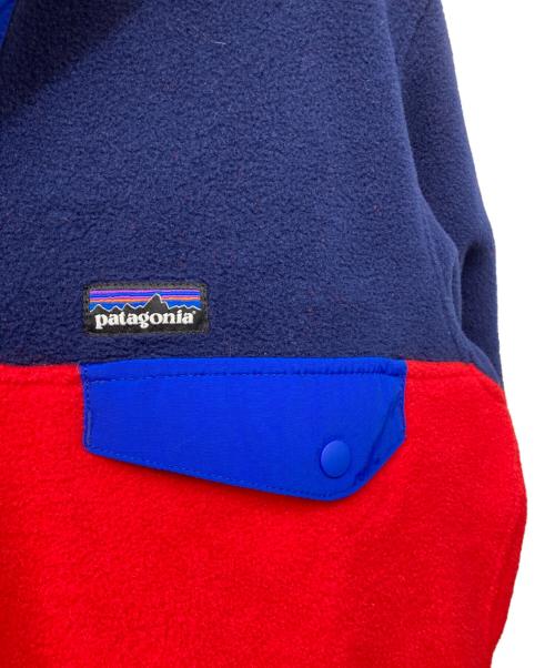 Patagonia（パタゴニア）Patagonia (パタゴニア) Synchilla Snap-T レッド×ブルー サイズ:Ｓの古着・服飾アイテム