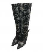 CHANELシャネル）の古着「レザーツイードコンビカメリアロングブーツ」｜ホワイト×ブラック