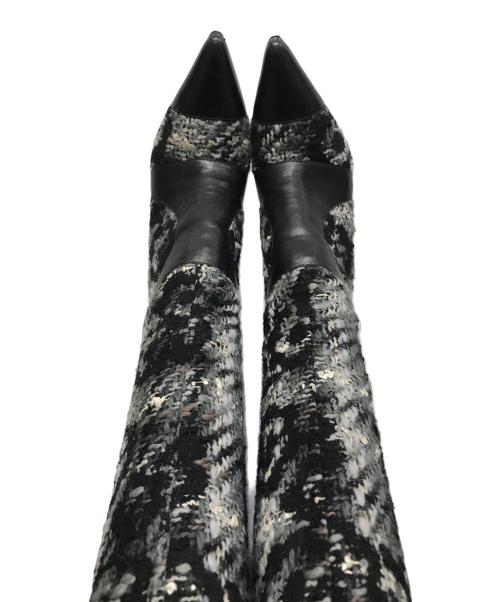 CHANEL（シャネル）CHANEL (シャネル) レザーツイードコンビカメリアロングブーツ ホワイト×ブラック サイズ:38の古着・服飾アイテム
