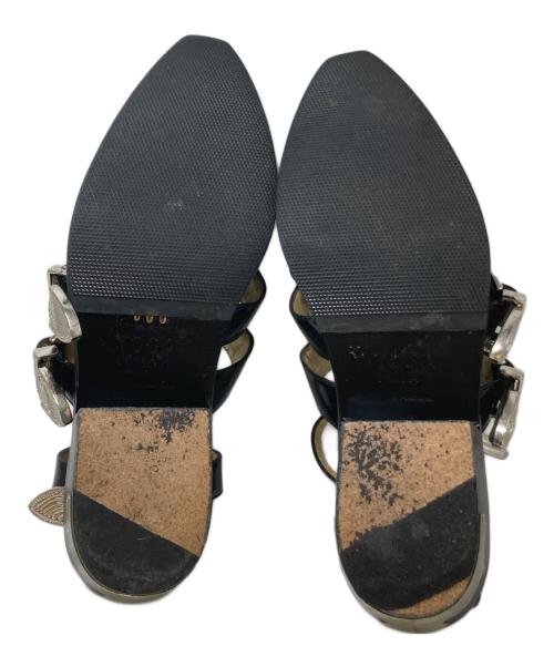 TOGA PULLA（トーガ プルラ）TOGA PULLA (トーガ プルラ) クロスストラップフラットシューズ ブラック サイズ:37の古着・服飾アイテム