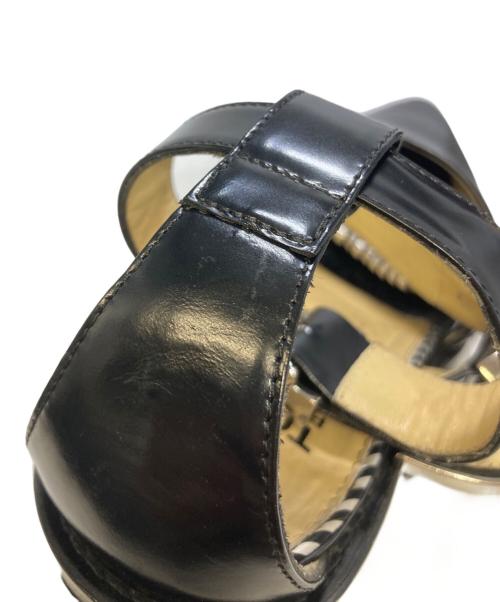 TOGA PULLA（トーガ プルラ）TOGA PULLA (トーガ プルラ) クロスストラップフラットシューズ ブラック サイズ:37の古着・服飾アイテム