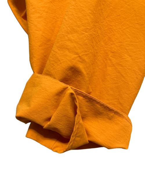 HOMME PLISSE ISSEY MIYAKE（オム プリッセ イッセイ ミヤケ）HOMME PLISSE ISSEY MIYAKE (オム プリッセ イッセイ ミヤケ) WING COAT オレンジ サイズ:SIZE 3の古着・服飾アイテム