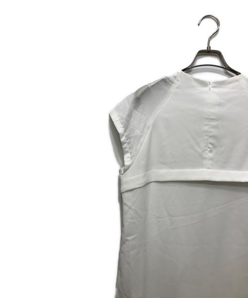 UN3D.（アンスリード）UN3D. (アンスリード) トーションレースワンピース 521920300601 ホワイト サイズ:38の古着・服飾アイテム