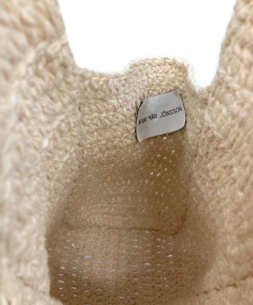 ARNAR MAR JONSSON（アルナーマールヨンソン）arnar mar jonsson (アルナーマールヨンソン) ニットショルダーバッグ ベージュの古着・服飾アイテム