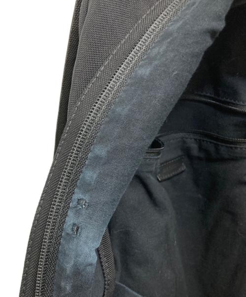 BALENCIAGA（バレンシアガ）BALENCIAGA (バレンシアガ) ロゴデイパック ブラックの古着・服飾アイテム