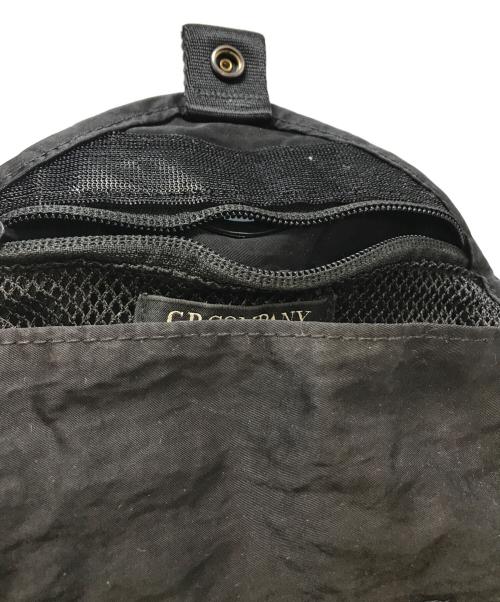 C.P COMPANY（シーピーカンパニー）C.P COMPANY (シーピーカンパニー) ミニショルダーバッグ ブラックの古着・服飾アイテム