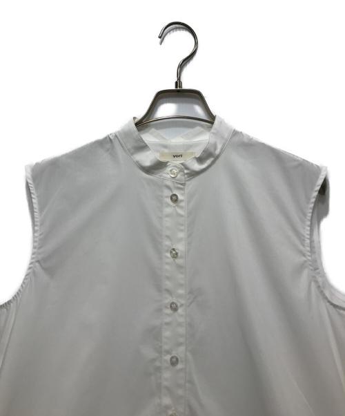 YORI（ヨリ）yori (ヨリ) バックフレアワンピース ホワイト サイズ:FREEの古着・服飾アイテム