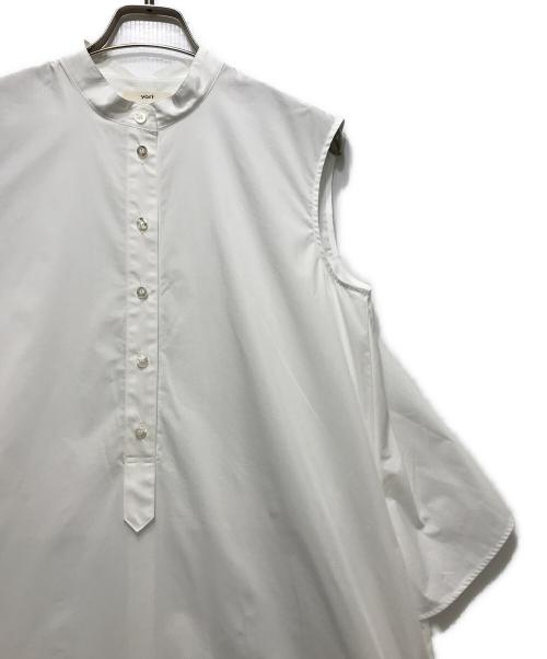 YORI（ヨリ）yori (ヨリ) バックフレアワンピース ホワイト サイズ:FREEの古着・服飾アイテム
