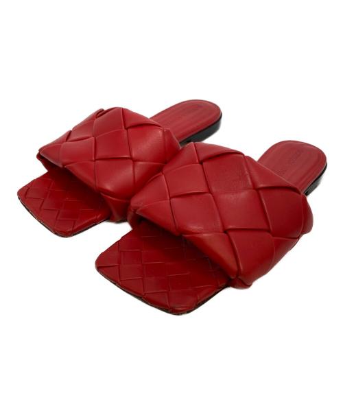 BOTTEGA VENETA（ボッテガベネタ）BOTTEGA VENETA (ボッテガベネタ) LIDO イントレチャートフラットサンダル レッド サイズ:37の古着・服飾アイテム