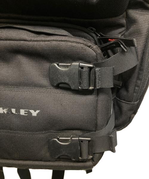 OAKLEY（オークリー）OAKLEY (オークリー) RANGE バックパック ブラックの古着・服飾アイテム