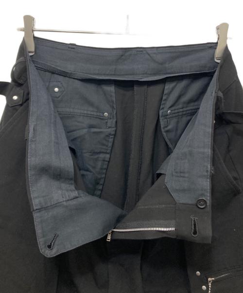 s'yte（サイト）s'yte (サイト) ジップデザインテーパードパンツ ブラック サイズ:3の古着・服飾アイテム