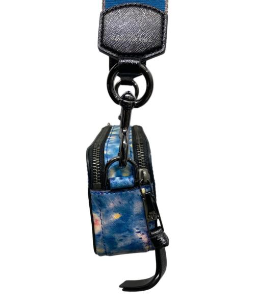 MARC JACOBS（マークジェイコブズ）MARC JACOBS (マークジェイコブズ) ウォーターカラー スナップショットショルダーバッグ ブルーの古着・服飾アイテム