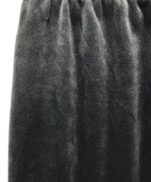 adidas（アディダス）adidas (アディダス) ファイヤーバードベロアトラックパンツ グレー サイズ:L 未使用品の古着・服飾アイテム