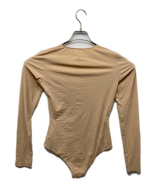 MM6 Maison Margiela（エムエムシックスメゾンマルジェラ）MM6 Maison Margiela (エムエムシックスメゾンマルジェラ) ロゴプリントボディスーツ ベージュ サイズ:Sの古着・服飾アイテム