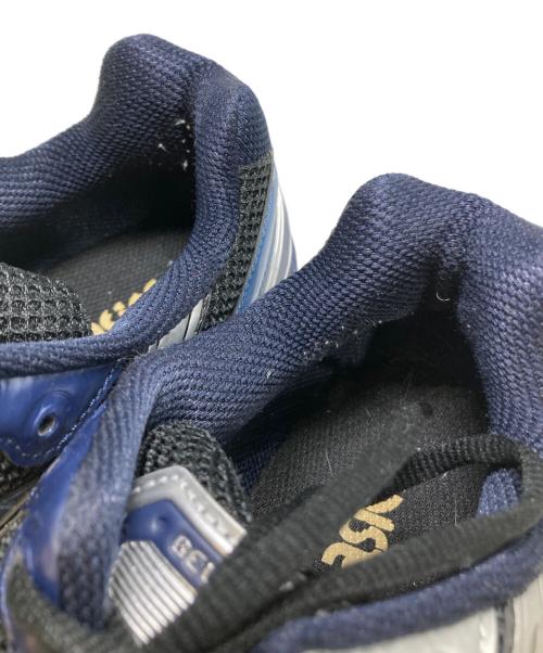 asics（アシックス）asics (アシックス) GEL-NIMBUS 9 ブルー×シルバー サイズ:27.5cmの古着・服飾アイテム