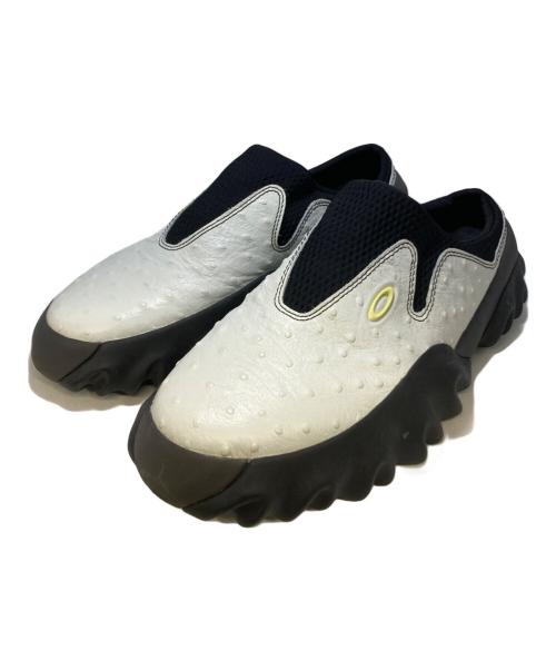 OAKLEY（オークリー）OAKLEY (オークリー) FACTORY TEAM OSTRICH CHOP SAW MULE ホワイト×ブラック サイズ:SIZE 27cmの古着・服飾アイテム
