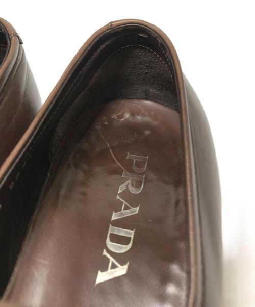 PRADA（プラダ）PRADA (プラダ) スクエアトゥコインローファー ブラウン サイズ:5 1/2の古着・服飾アイテム