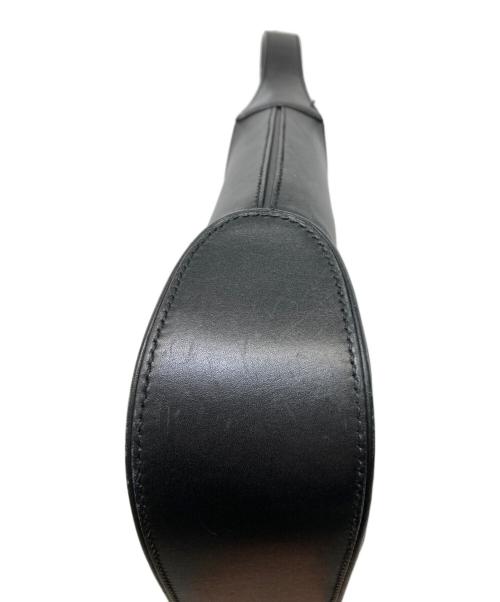 Ferragamo（フェラガモ）Ferragamo (フェラガモ) ガンチーニワンショルダーバッグ ブラックの古着・服飾アイテム