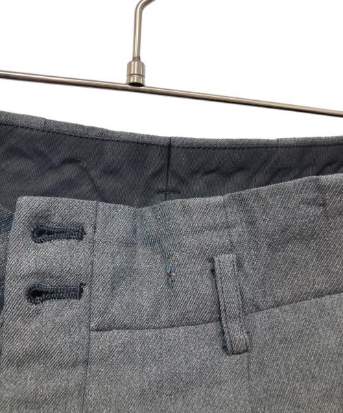 COMME des GARCONS HOMME PLUS（コムデギャルソンオムプリュス）COMME des GARCONS HOMME PLUS (コムデギャルソンオムプリュス) サイドラインウールパンツ グレー サイズ:Sの古着・服飾アイテム