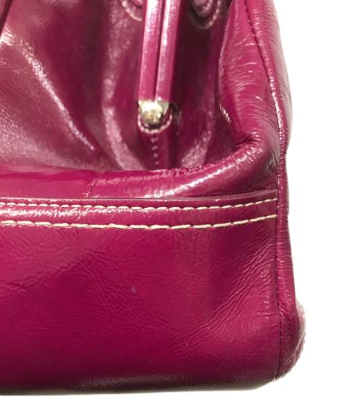 COACH（コーチ）COACH (コーチ) エルゴ パテントサッチェルバッグ パープルの古着・服飾アイテム