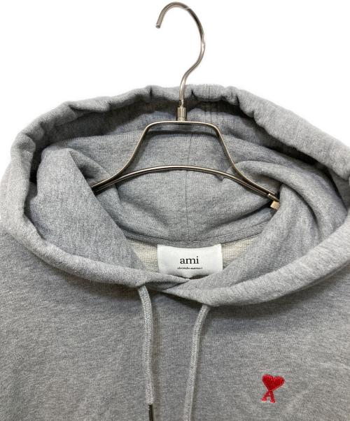 AMI Alexandre Mattiussi（アミアレクサンドルマテュッシ）AMI Alexandre Mattiussi (アミアレクサンドルマテュッシ) ハートロゴプルオーバーパーカー グレー サイズ:Sの古着・服飾アイテム