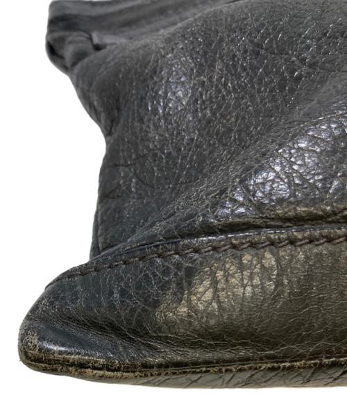 BALENCIAGA（バレンシアガ）BALENCIAGA (バレンシアガ) クラシック クリップ M クラッチバッグ グレーの古着・服飾アイテム