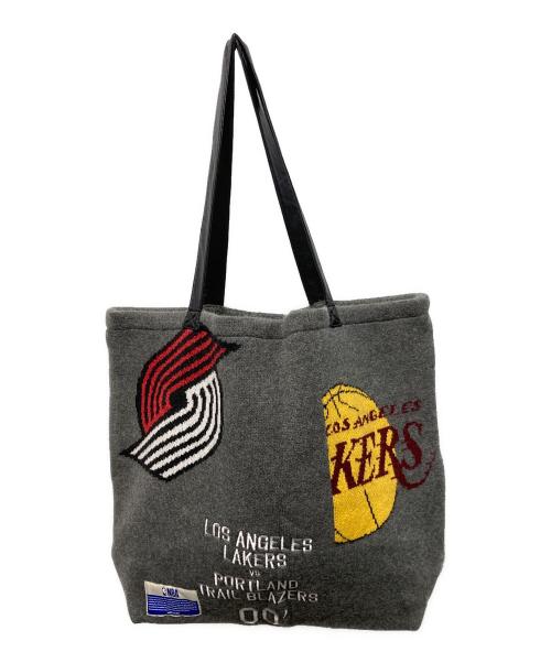 WIND AND SEA（ウィンダンシー）WIND AND SEA (ウィンダンシー) NBA (エヌビーエー) NBA Jacquard Knit Carryall Bag グレー 未使用品の古着・服飾アイテム