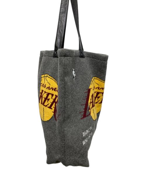 WIND AND SEA（ウィンダンシー）WIND AND SEA (ウィンダンシー) NBA (エヌビーエー) NBA Jacquard Knit Carryall Bag グレー 未使用品の古着・服飾アイテム