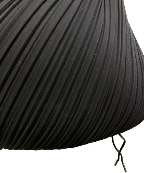 PLEATS PLEASE（プリーツプリーズ）PLEATS PLEASE (プリーツプリーズ) プリーツナップサック ブラックの古着・服飾アイテム