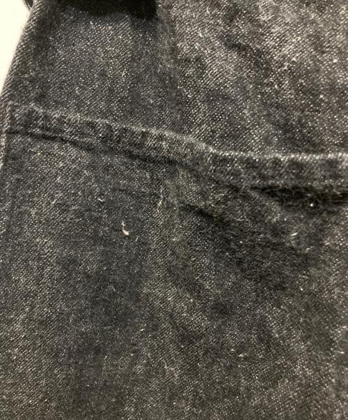 COMOLI（コモリ）COMOLI (コモリ) ベルテッドデニムパンツ ブラック サイズ:SIZE 2の古着・服飾アイテム