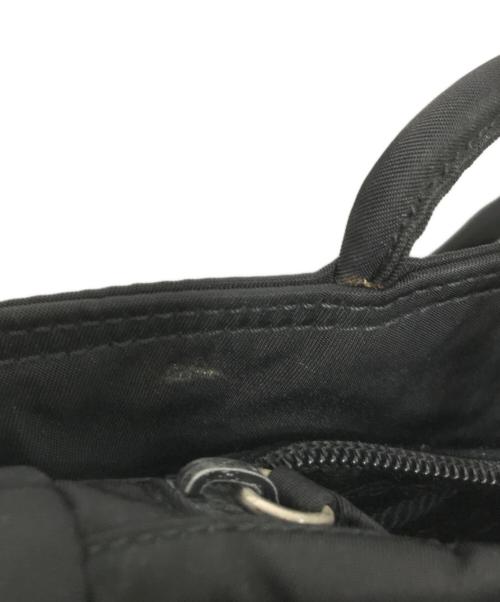 PRADA（プラダ）PRADA (プラダ) ナイロンハンドバッグ ブラックの古着・服飾アイテム