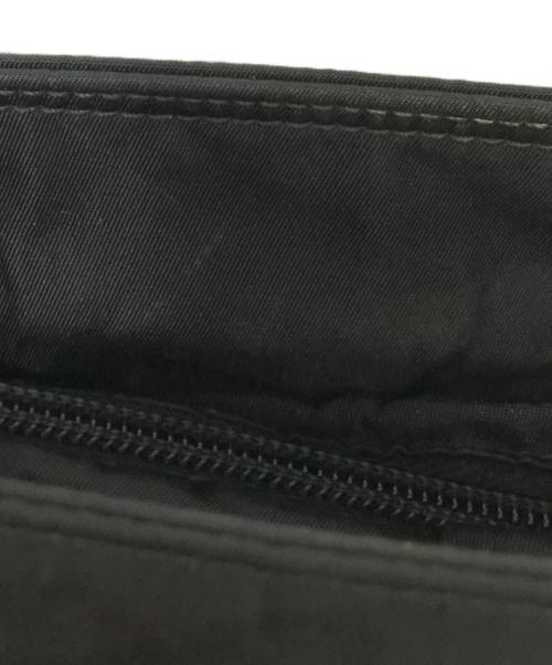 PRADA（プラダ）PRADA (プラダ) ナイロンハンドバッグ ブラックの古着・服飾アイテム