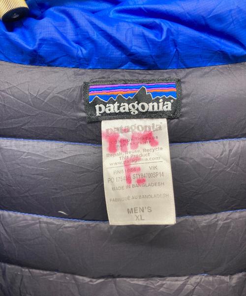 Patagonia（パタゴニア）Patagonia (パタゴニア) ダウンセーターフルジップフーディ ブルー サイズ:XLの古着・服飾アイテム