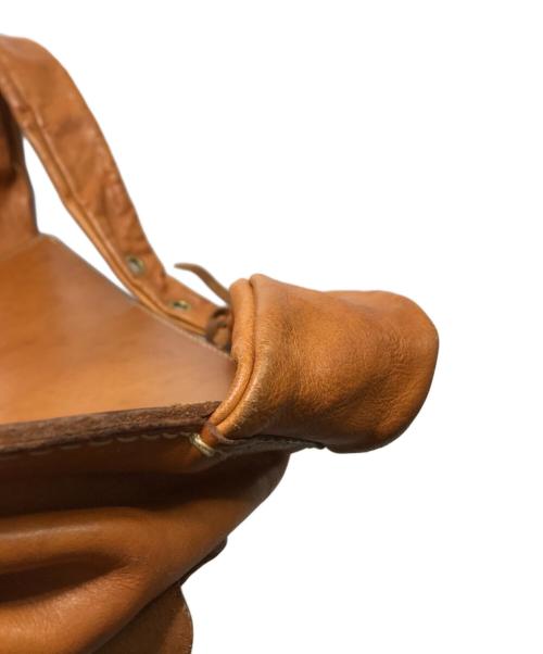 Herz（ヘルツ）Herz (ヘルツ) ドレープワンショルダーバッグ ブラウンの古着・服飾アイテム